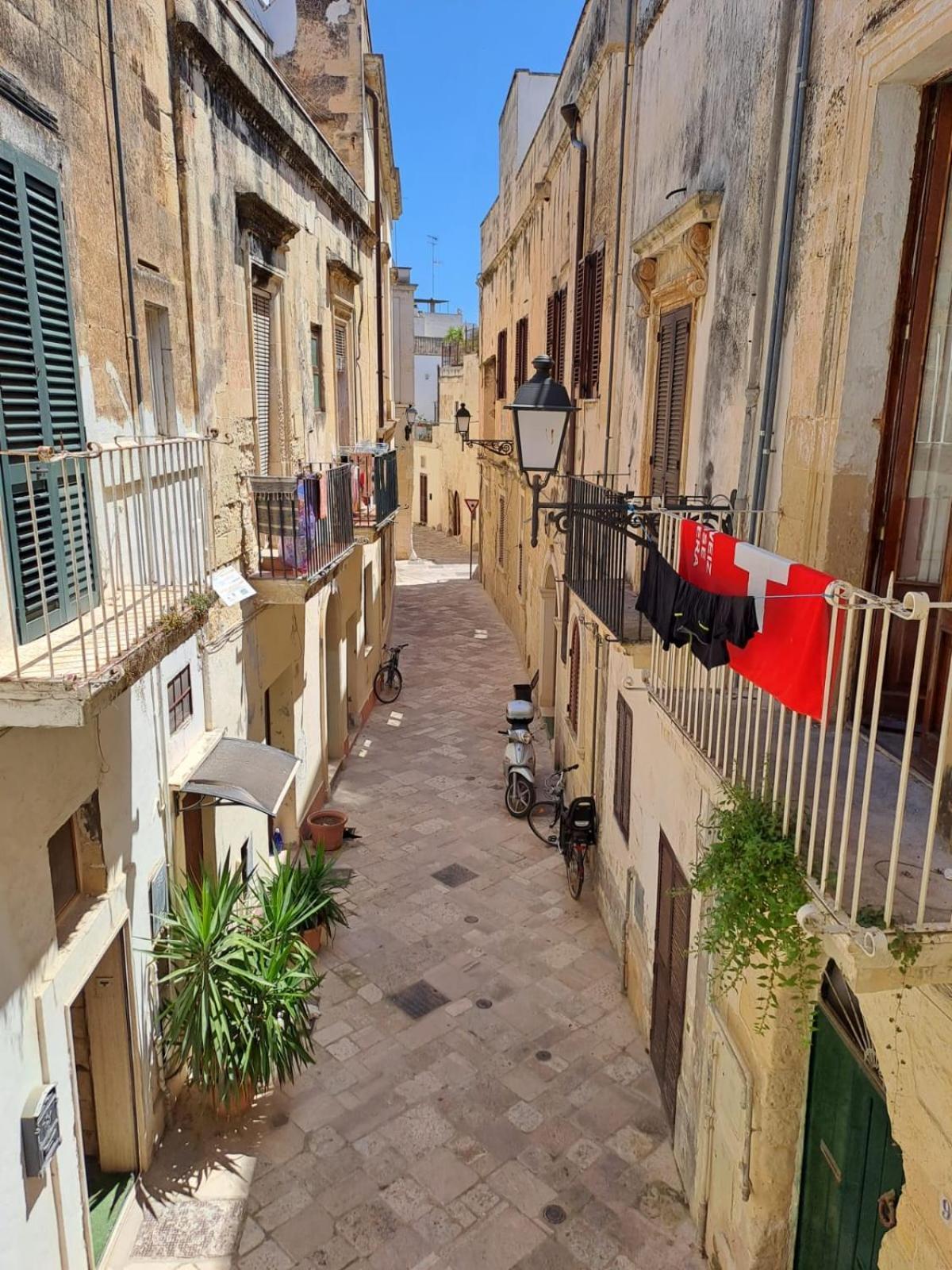 Mayu'S House , Dimora Nel Centro Storico Di Lecce Luaran gambar