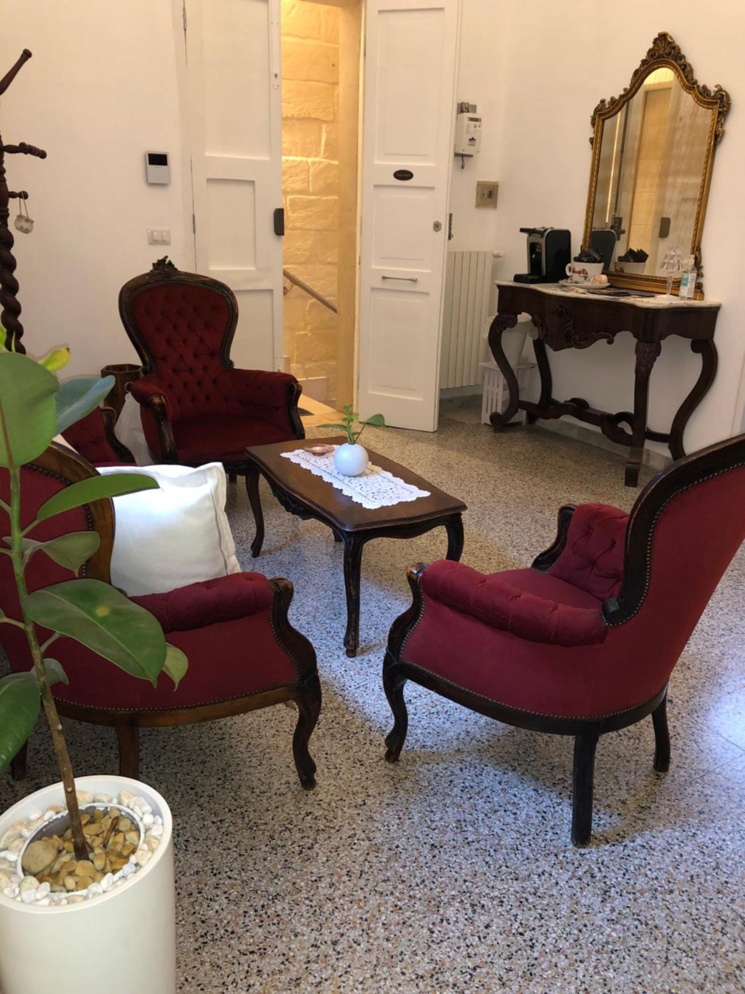 Mayu'S House , Dimora Nel Centro Storico Di Lecce Luaran gambar
